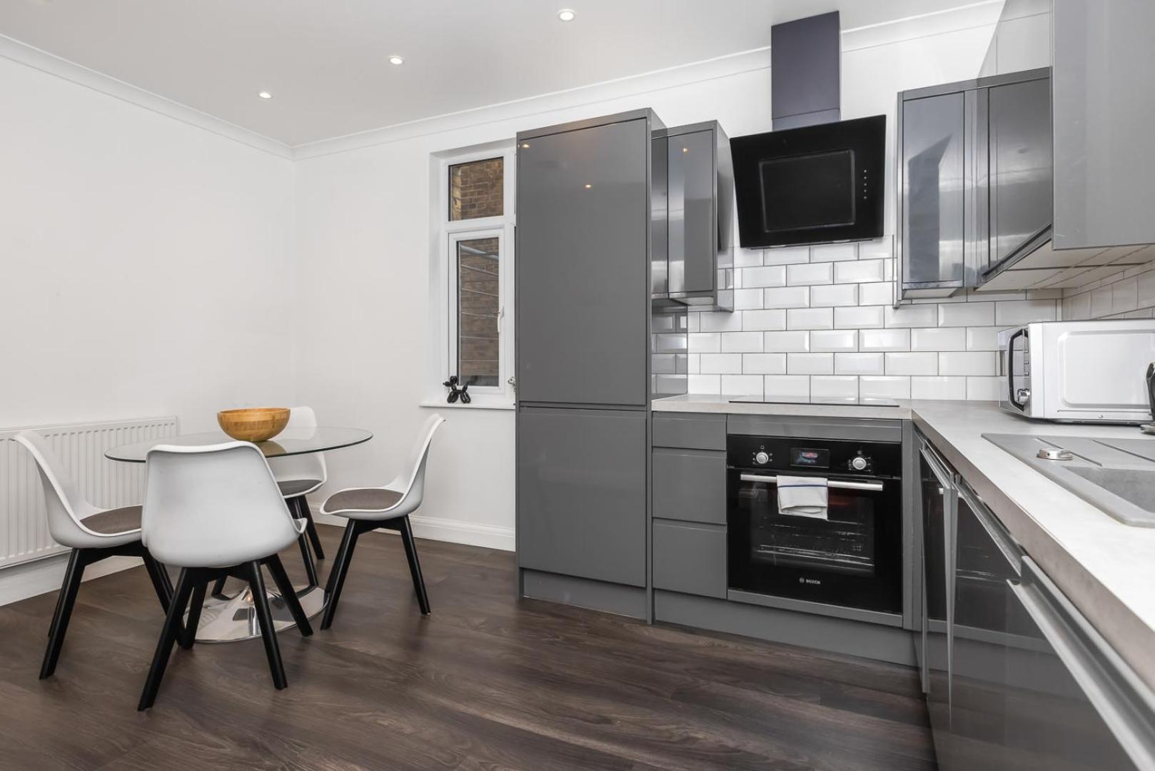 Outstanding 2 Bed Apartment In Central Camden Sleeps 6 London Exterior photo